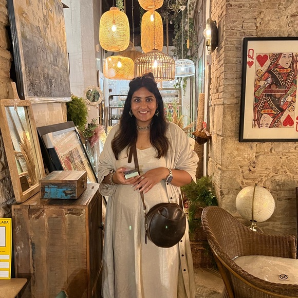 Meet your Posher, Raghavi - Picture 1 of 1